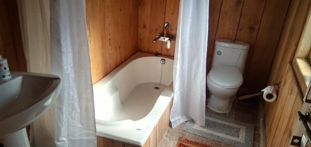 Bed and Breakfast Log Cabin In The Woods Gangtok Exterior foto
