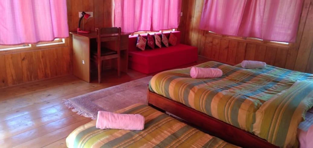 Bed and Breakfast Log Cabin In The Woods Gangtok Exterior foto