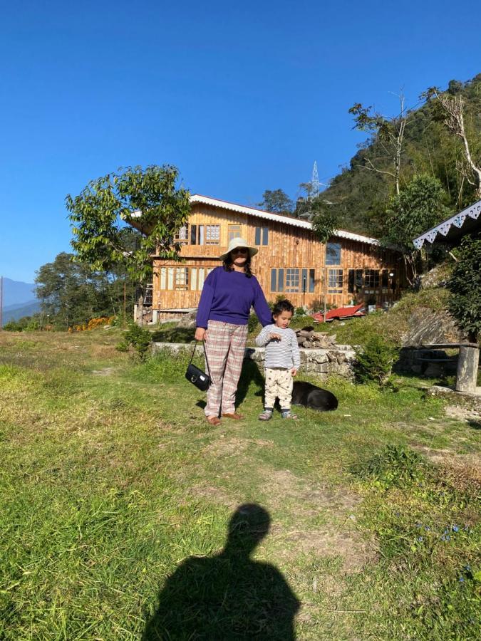 Bed and Breakfast Log Cabin In The Woods Gangtok Exterior foto